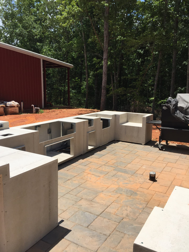CHARLOTTE OUTDOOR KITCHENS - Design and installation of custom outdoor